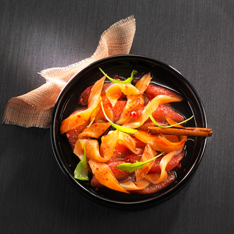 Recette culinaire : salade de saumon et pamplemousse aux épices